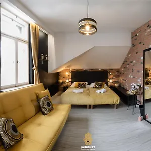 kazimierz-residence-square.krakowhotelspoland.com/