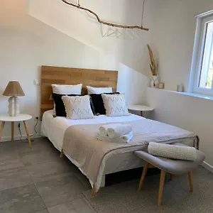 https://mas-lafleur.fr-provencehotel.com